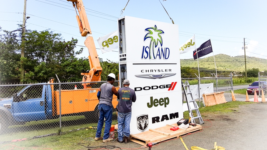 Cool Signs Pylon & Monument Signs